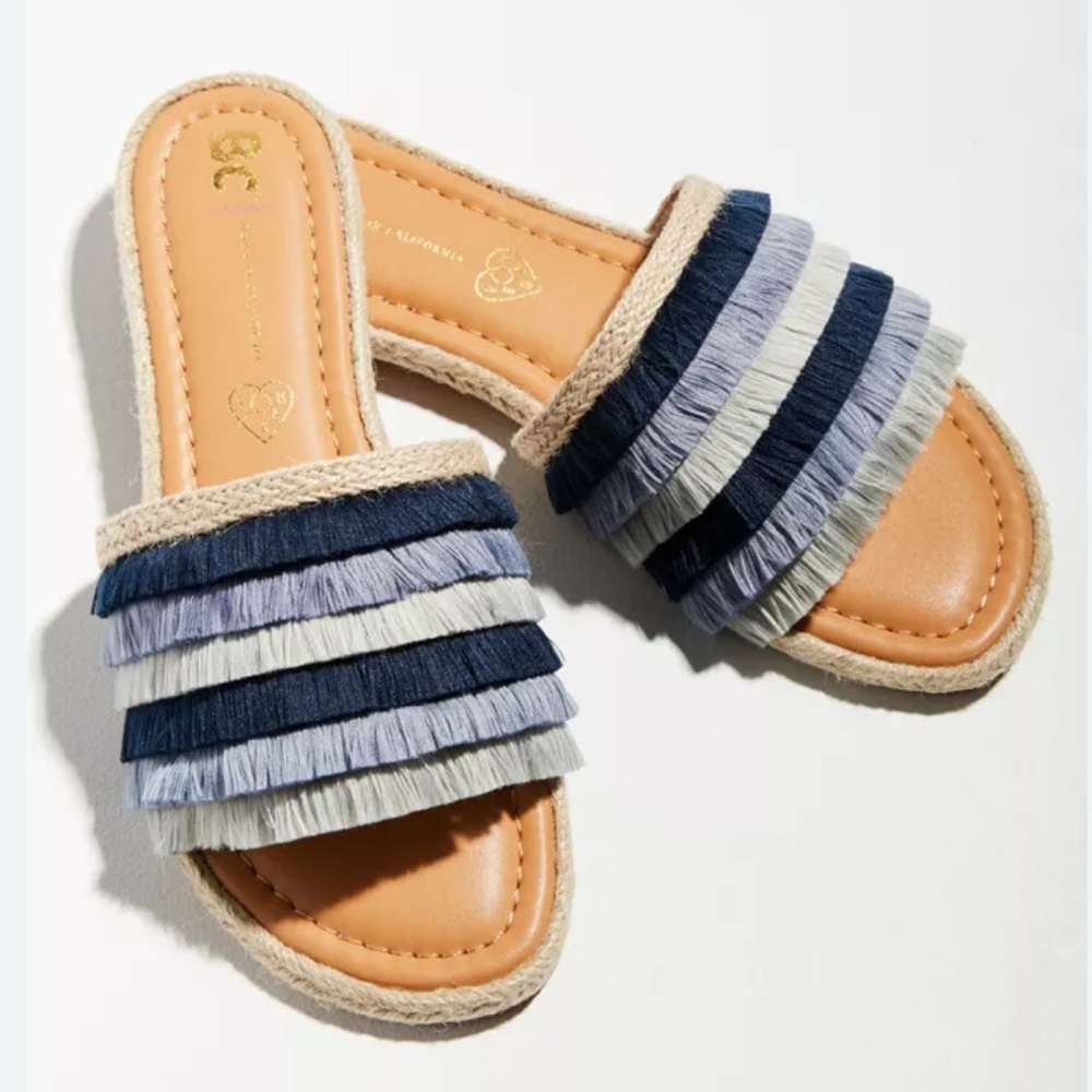 ANTHRO ✨ BC fringe boho festival slides blue